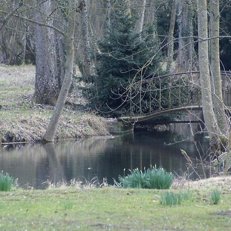 Le Parc Des Aubiers Bed & Breakfast Brion  Bagian luar foto